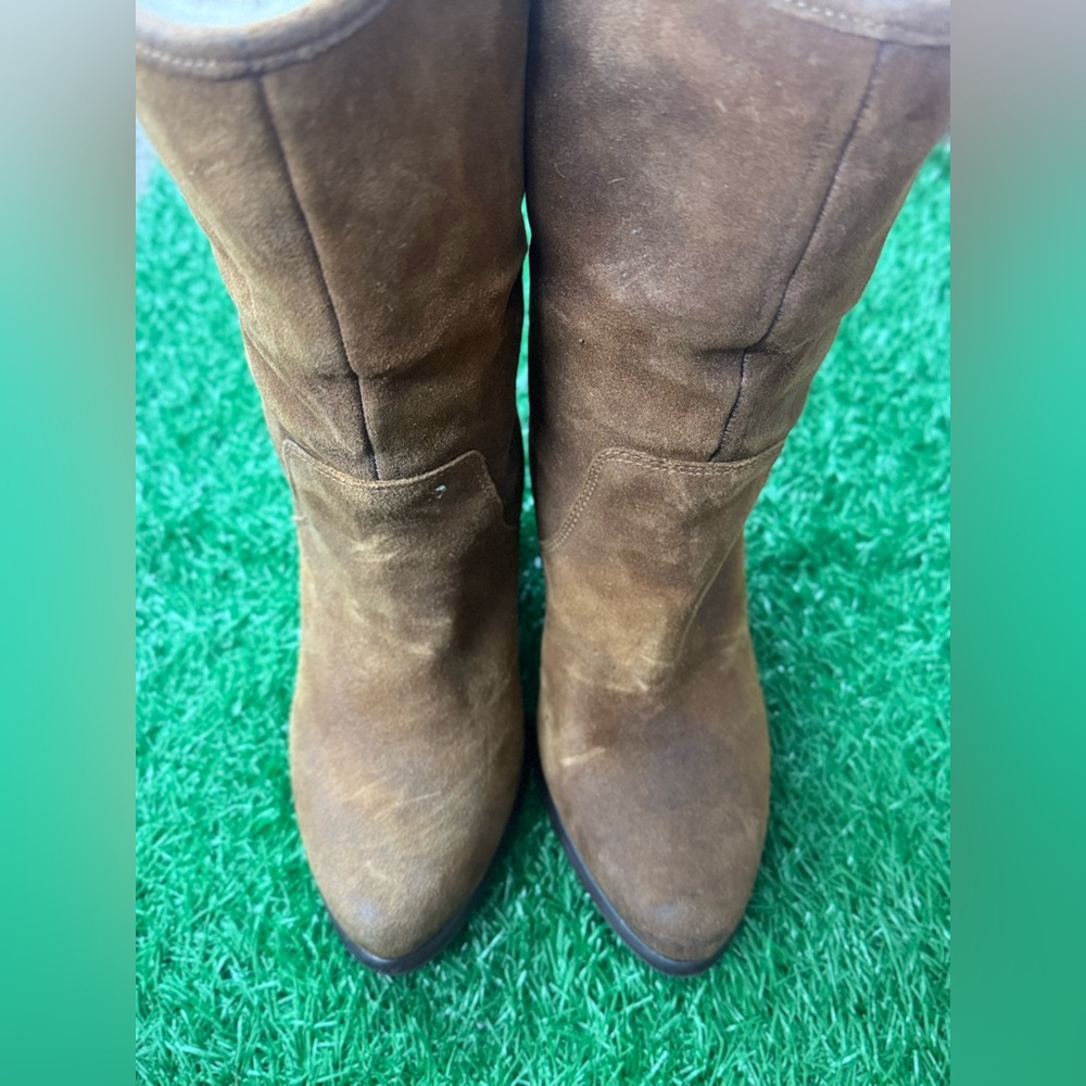 UGG Layna Sheepskin Cuff Winter Boots Size 5 - Picture 10 of 11
